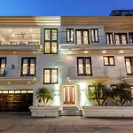 Hollywood Villa Ev2